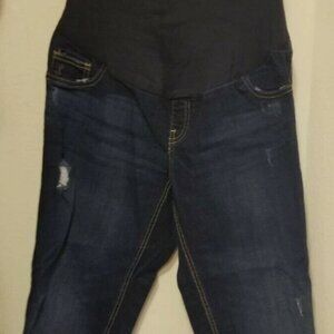 Old Navy Maternity full panel boyfriend distressed cropped skinny jeans 10